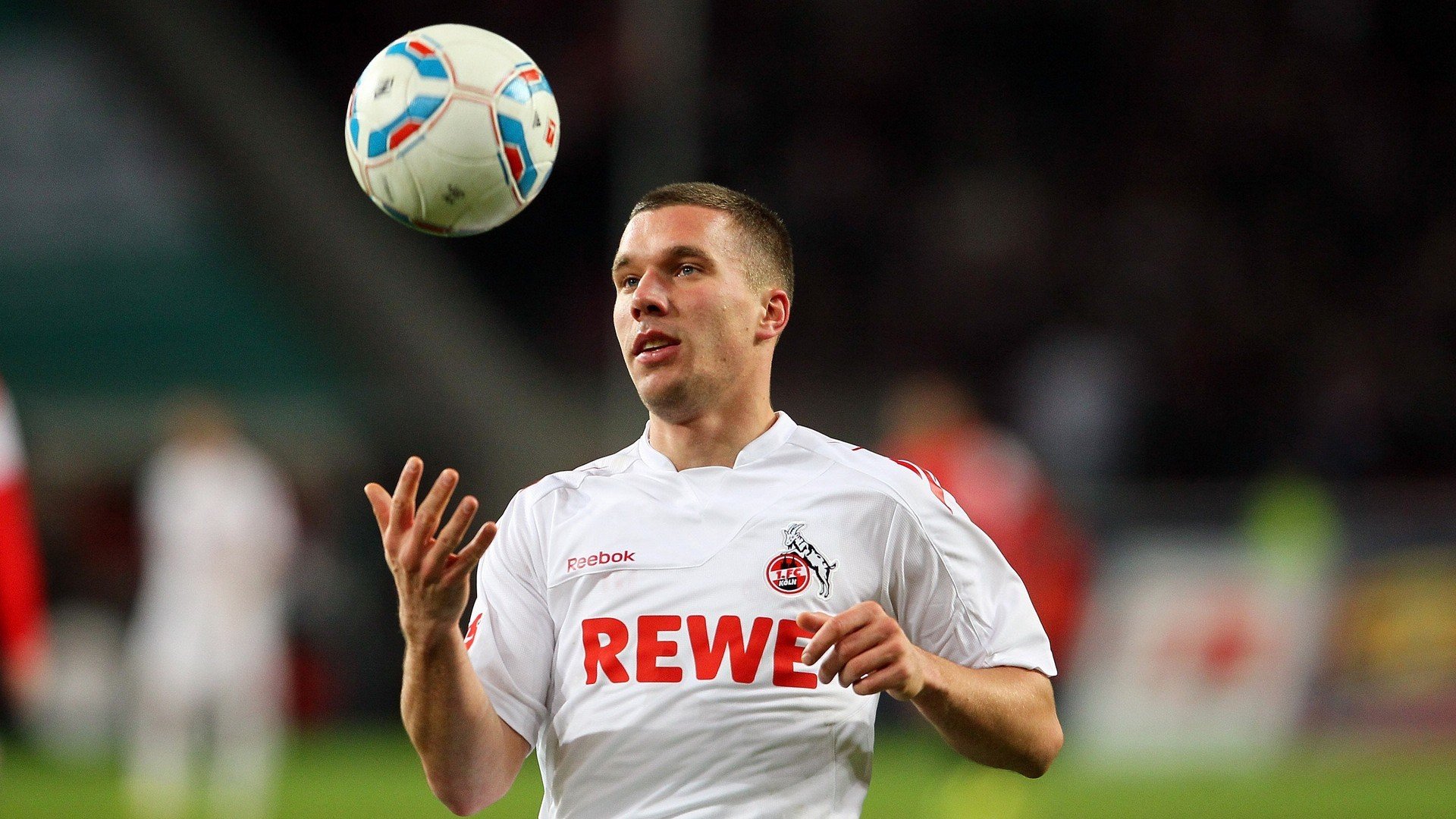 库里28分带队勇士大胜太阳,布克38分孤掌难鸣,库里8.